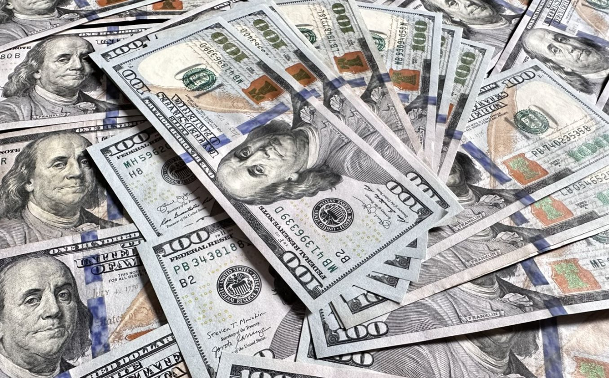 Vụ tống tiền tỷ USD rúng động giới tài chính: T...