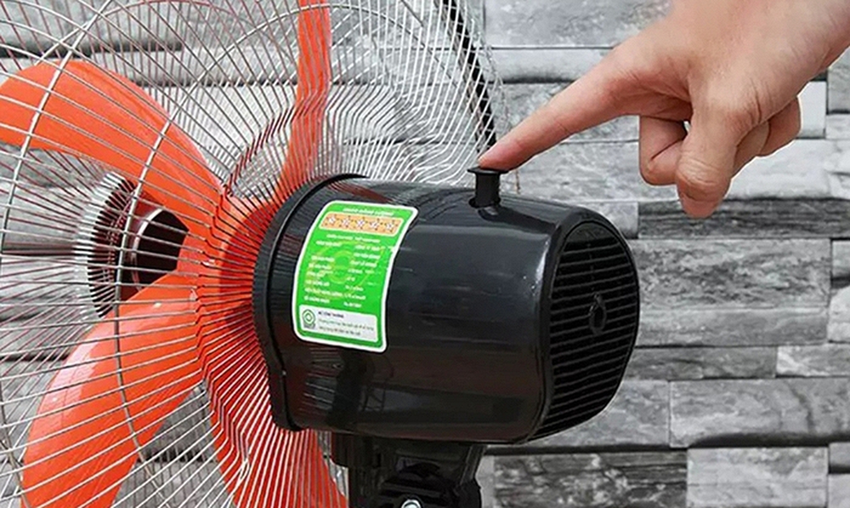 Bật quạt quay hay đứng yên thì tốn điện hơn? Nhà sản xuất đưa câu trả lời