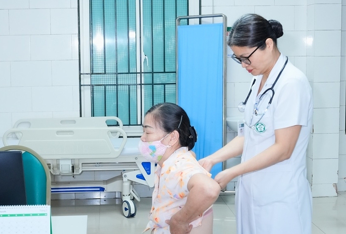 Tỷ lệ phát hiện sớm ung thư phổi dưới 10% và cảnh báo từ chuyên gia Bạch Mai