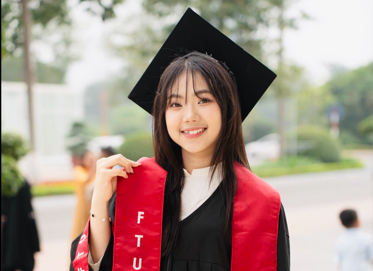 Nữ sinh Ngoại thương tốt nghiệp xuất sắc ngành tài chính, có nghiên cứu quốc tế