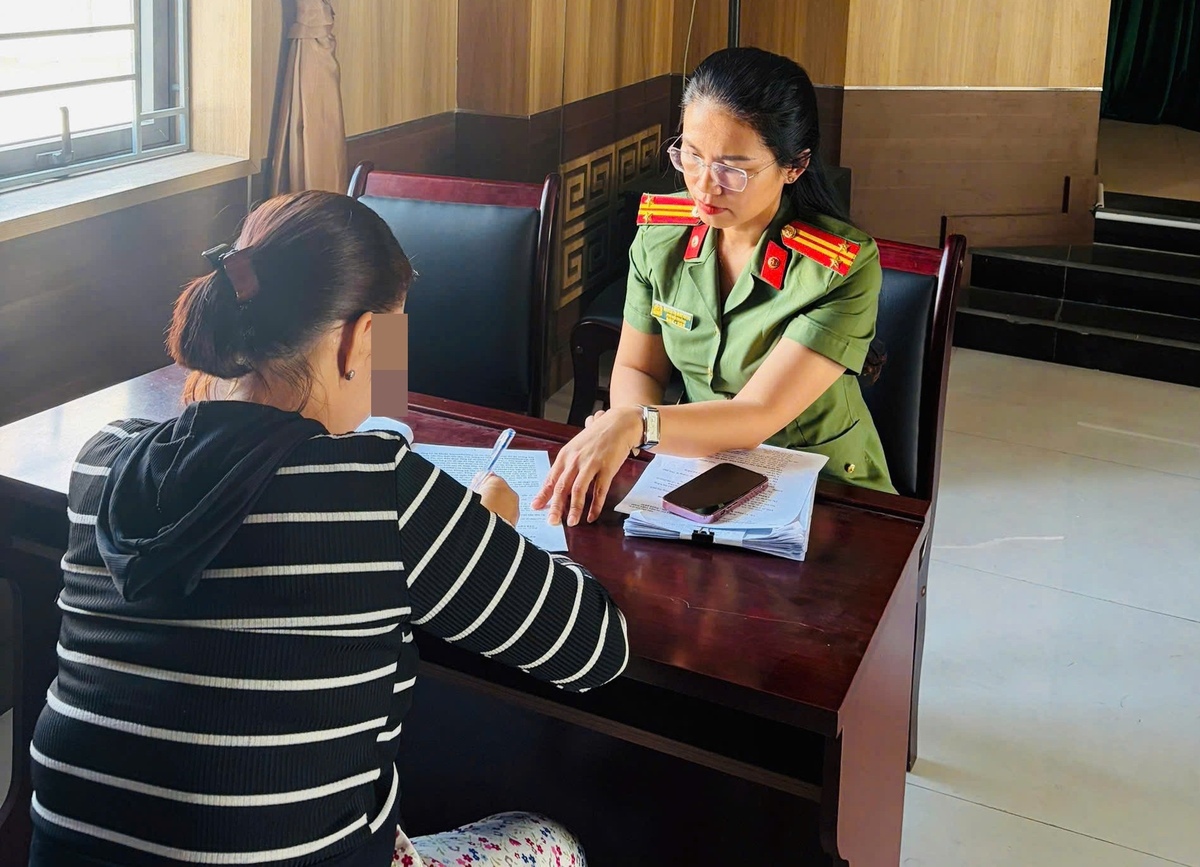 Mua bán trái phép tài khoản ngân hàng, nhóm người bị phạt gần 370 triệu đồng