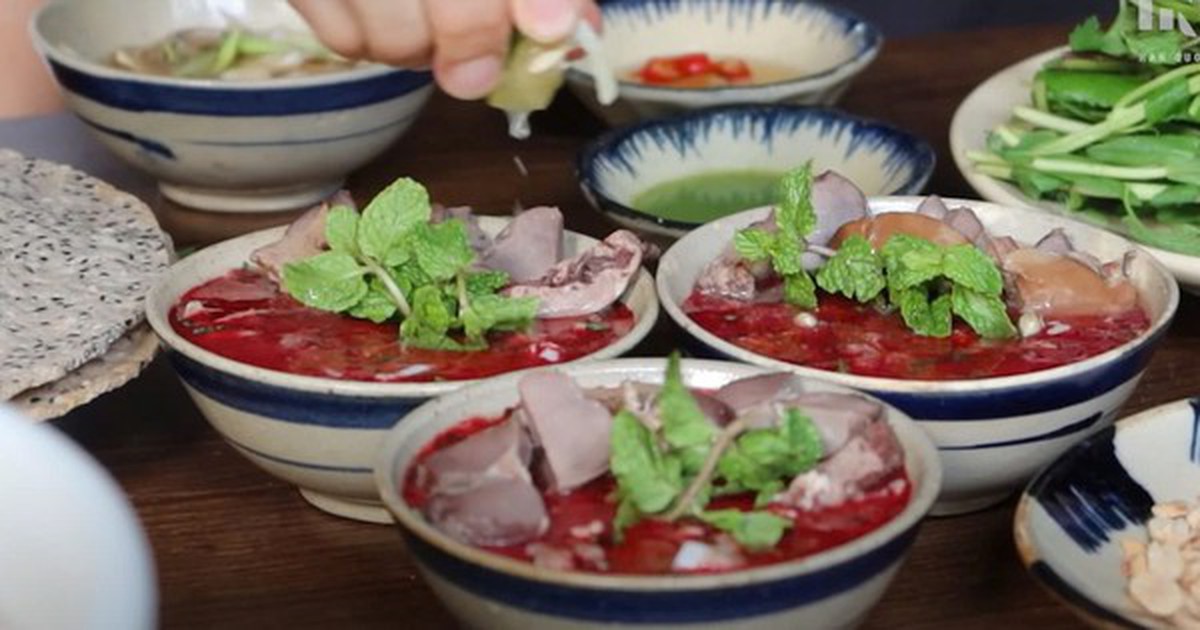 31 người nghi ngộ độc thực do ăn tiết canh vịt