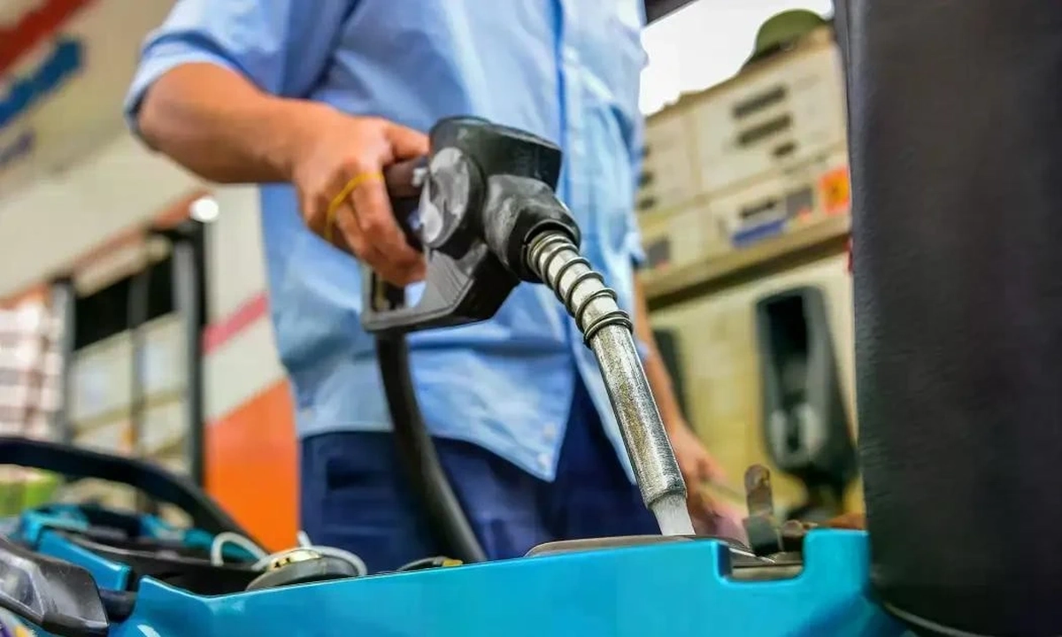 Bộ Công Thương thúc tiến độ triển khai xăng E10