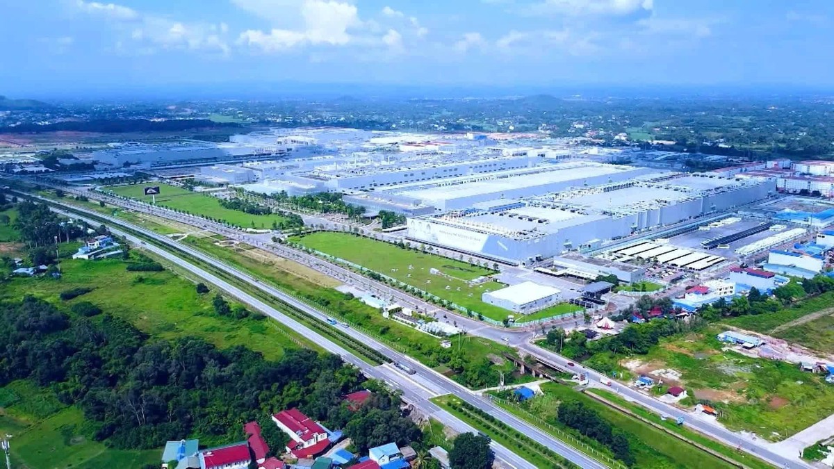 Một nhà máy sản xuất lớn nhất thế giới đặt tại ...