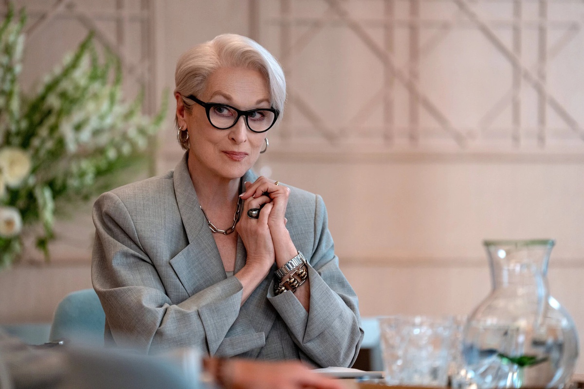 Gần 500 triệu USD trong 3 tuần: Không siêu nhân, áo choàng, The Devil Wears Prada 2 "hút tiền" chỉ với 1 tờ tạp chí thời trang