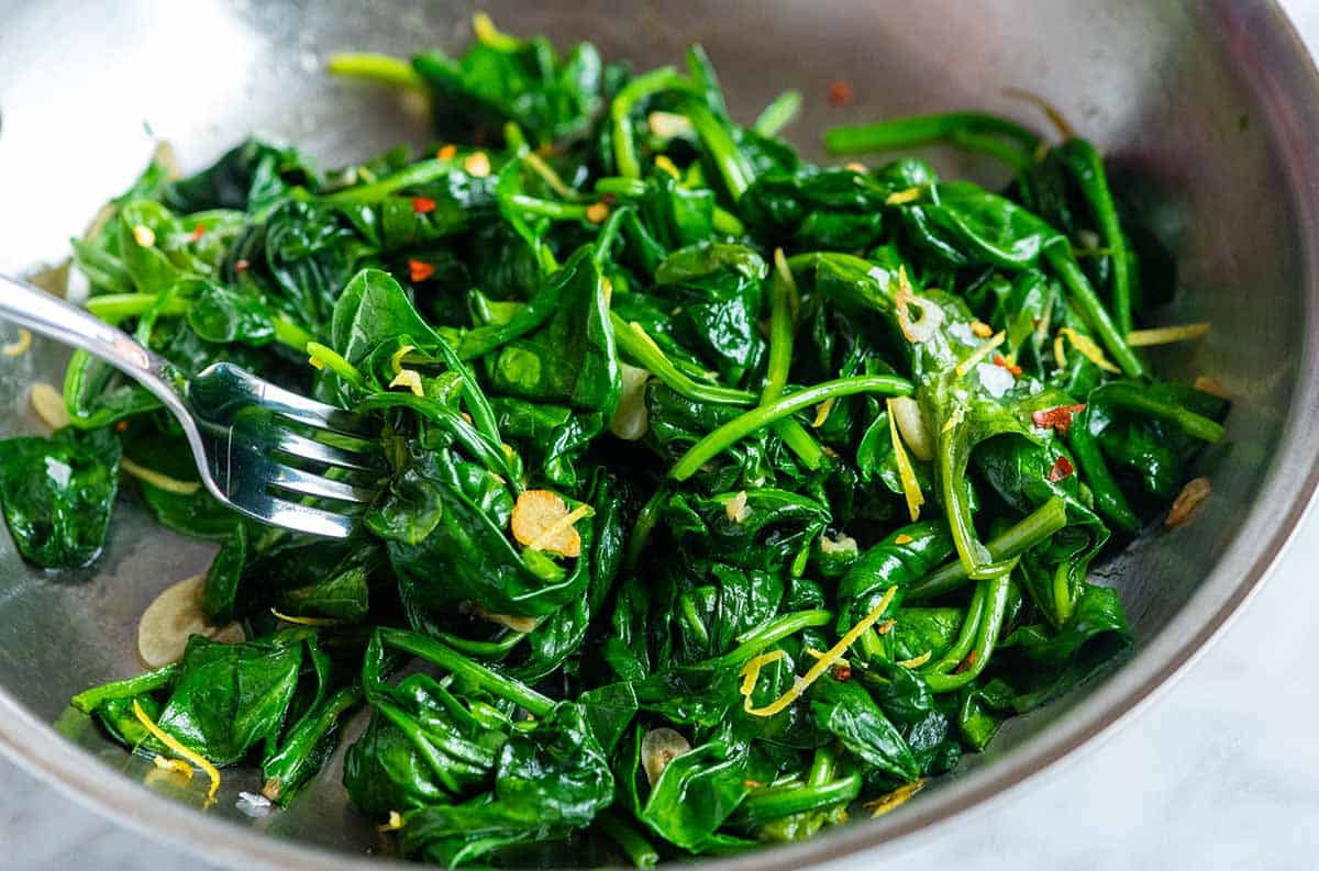 Loại rau nhiều sắt hơn thịt bò, là "vũ khí" ngừa ung thư: Cực dễ trồng, phát triển tốt bất chấp thời tiết