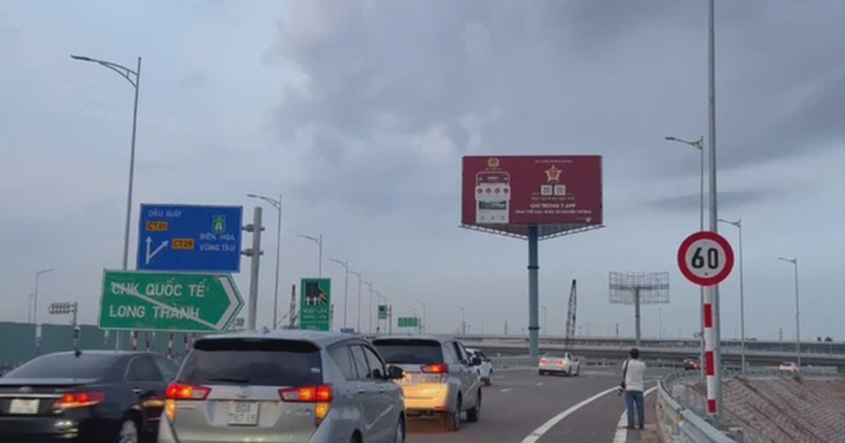 Bắt đầu thông xe tuyến cao tốc TPHCM - Long Thành vào cao tốc Biên Hòa - Vũng Tàu qua đường T2