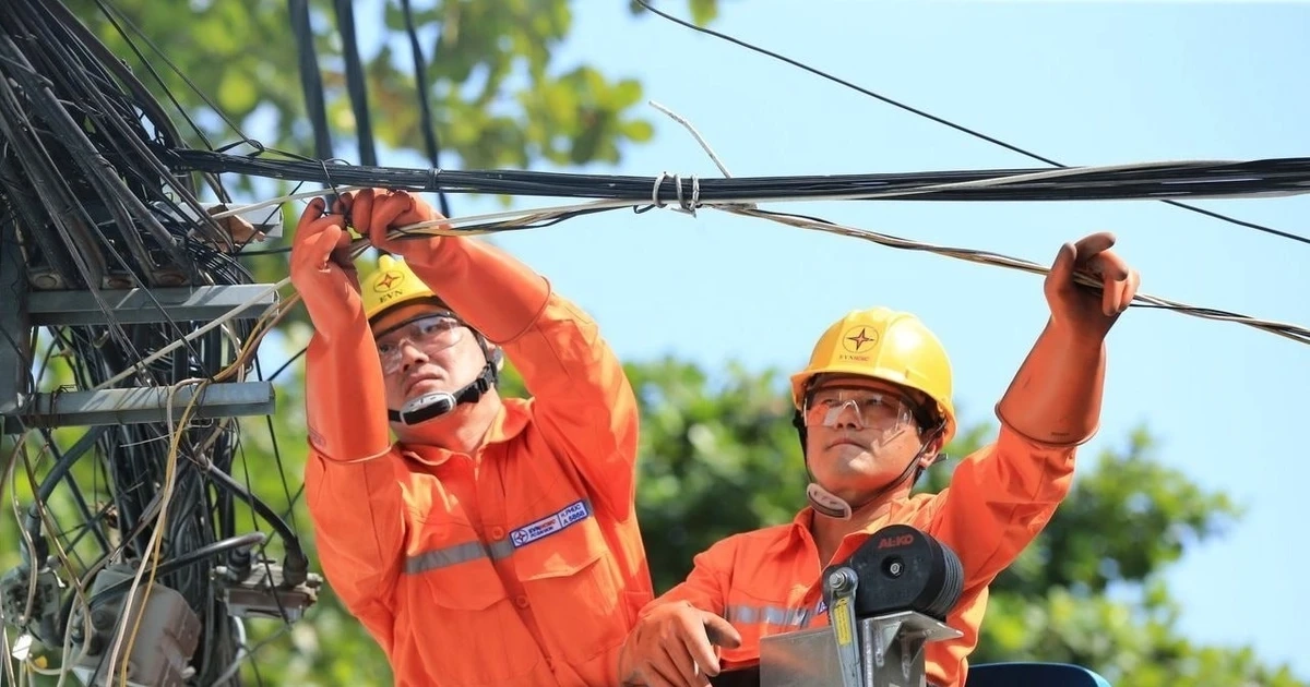 Miền Bắc nóng như đổ lửa, điện tiêu thụ liên tục lập kỷ lục