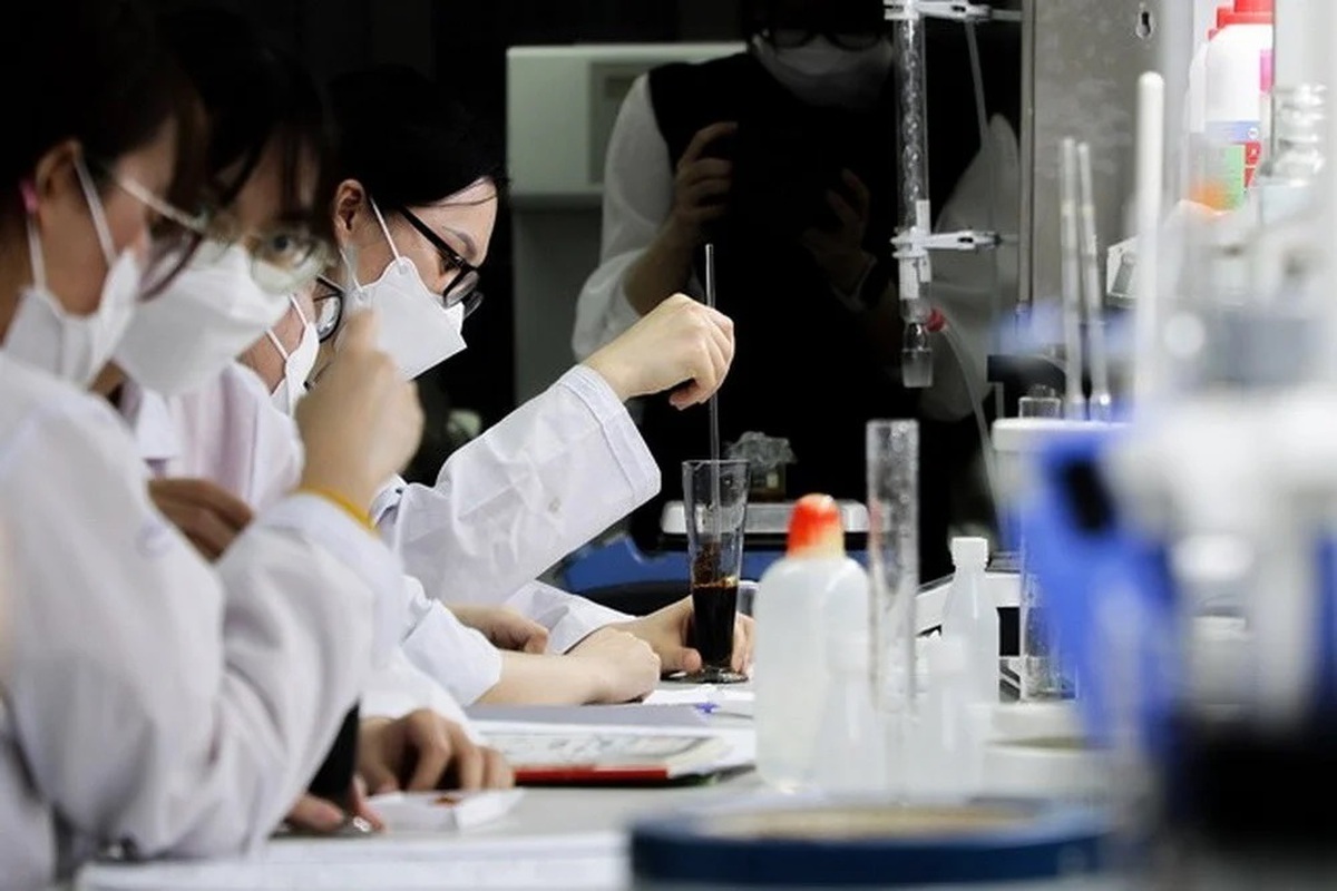 Vi phạm liêm chính khoa học có thể bị cấm hoạt động nghiên cứu vô thời hạn
