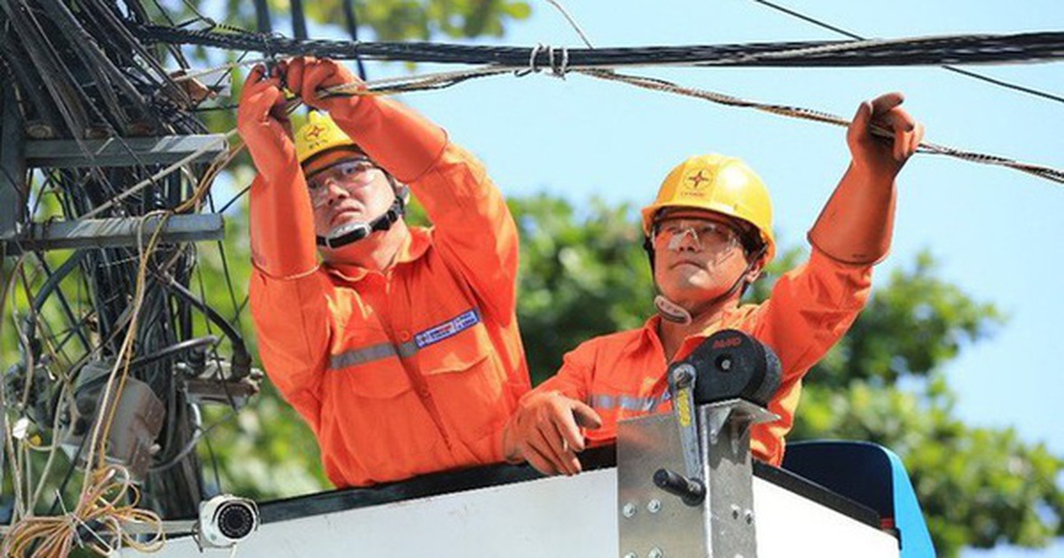 Nắng nóng kỷ lục: Phụ tải điện ngày 27/5 bằng c...