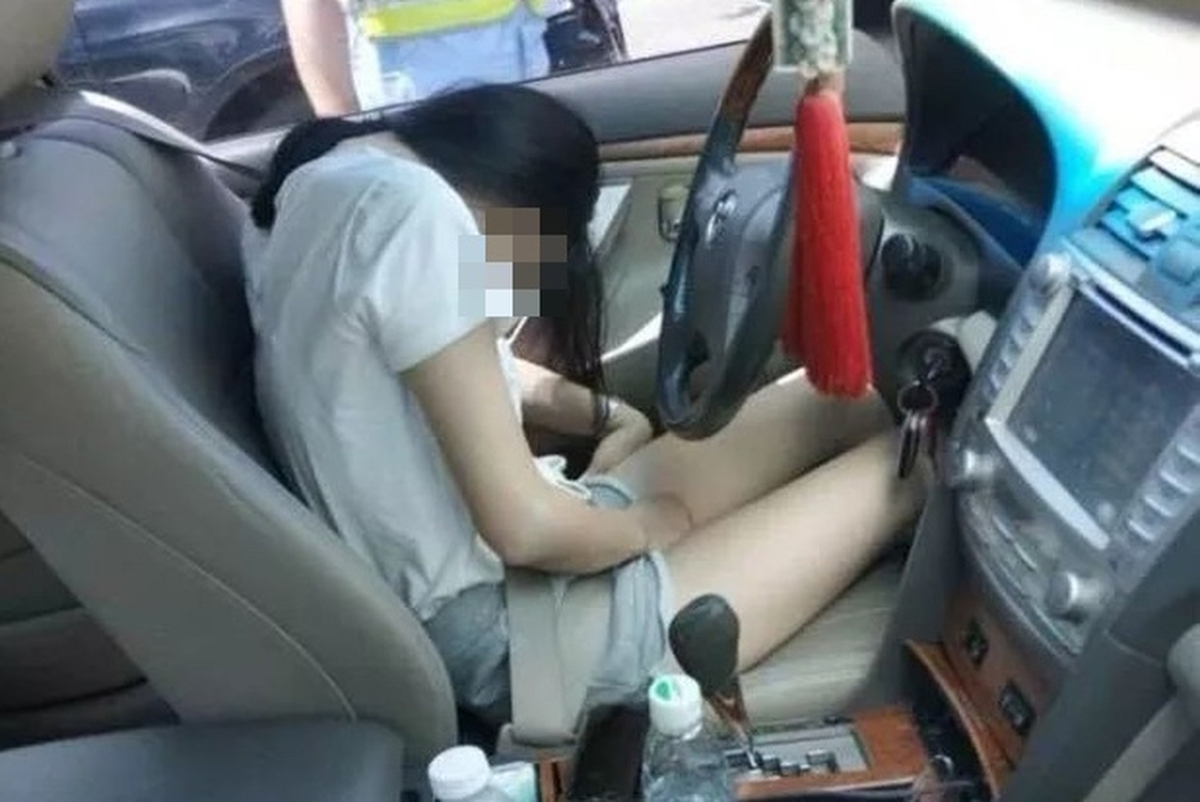 Cô ấy ngủ trong xe với điều hòa đang bật và không bao giờ tỉnh lại nữa, bác sĩ: 5 sai lầm nguy hiểm mỗi mùa hè