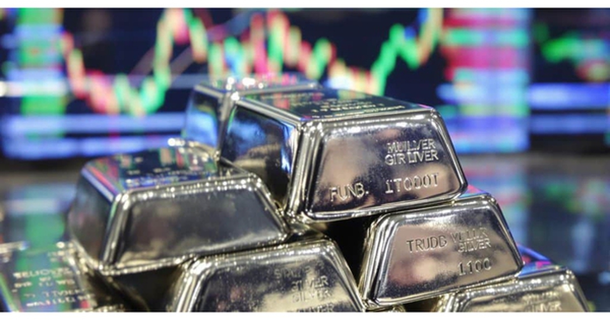 Ngân hàng Mỹ dự báo giá bạc có thể tăng lên 100 USD/ounce trong năm nay, nhưng cảnh báo một điều đáng lo