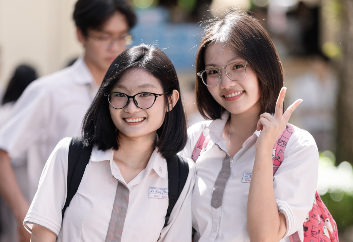 Gửi sĩ tử 2k11 trước giờ vượt vũ môn: 10 lời nhắn nhủ "xương máu" từ các anh chị khóa trước
