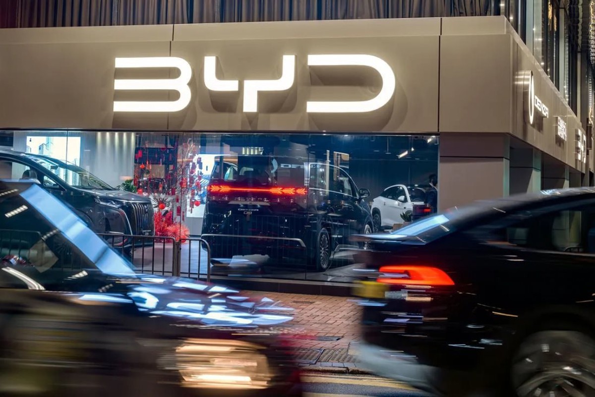 8 tháng doanh số lao dốc, lợi nhuận bốc hơi 55%: BYD hụt hơi giữa bão cạnh tranh nội địa, thị trường quốc tế trở thành “phao cứu sinh”