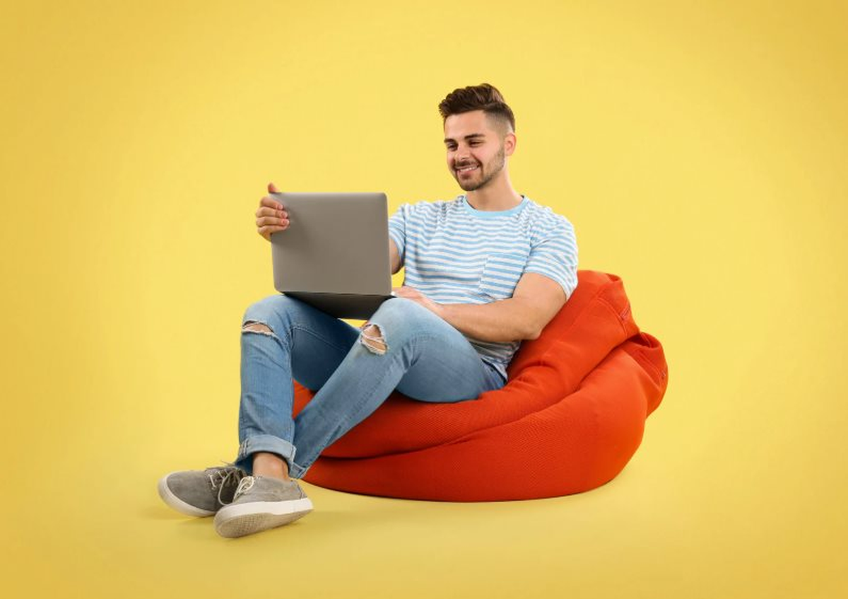Dùng AI quá 10 phút/ngày? Bạn đang tự "hủy hoại" bộ não mình mà không biết!