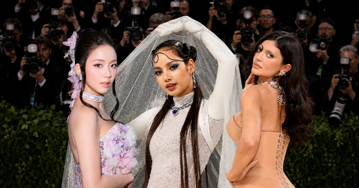 Lisa và con số 19,7 triệu USD: Khi mỗi bước châ...