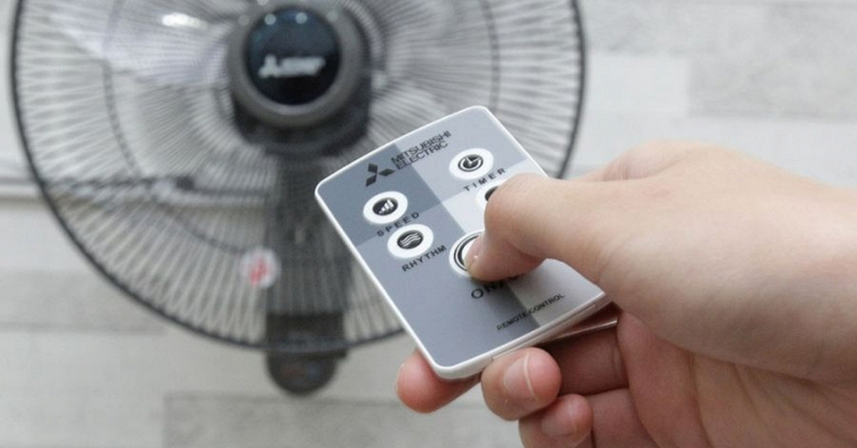 Rút phích cắm khi quạt vẫn đang chạy có sao không? Giật mình biết đáp án
