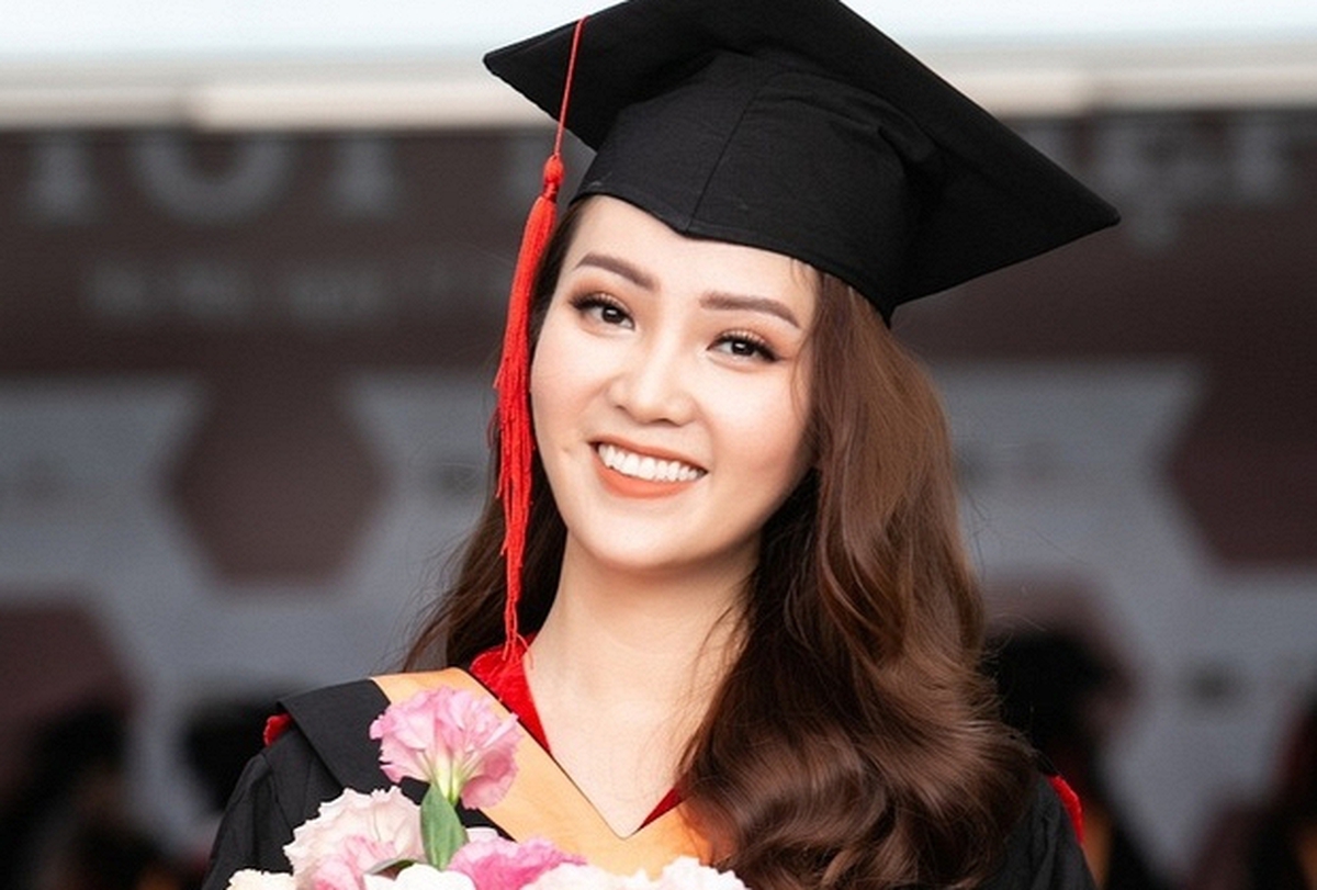 MC xinh đẹp VTV chia tay Chuyển động 24h sau 12 năm gắn bó là ai?