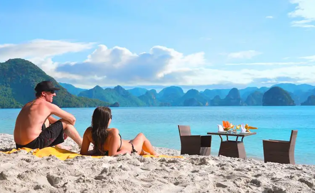 Không phải Mỹ Khê, đây mới là đại diện duy nhất của Việt Nam lọt top 100 bãi biển đẹp nhất thế giới