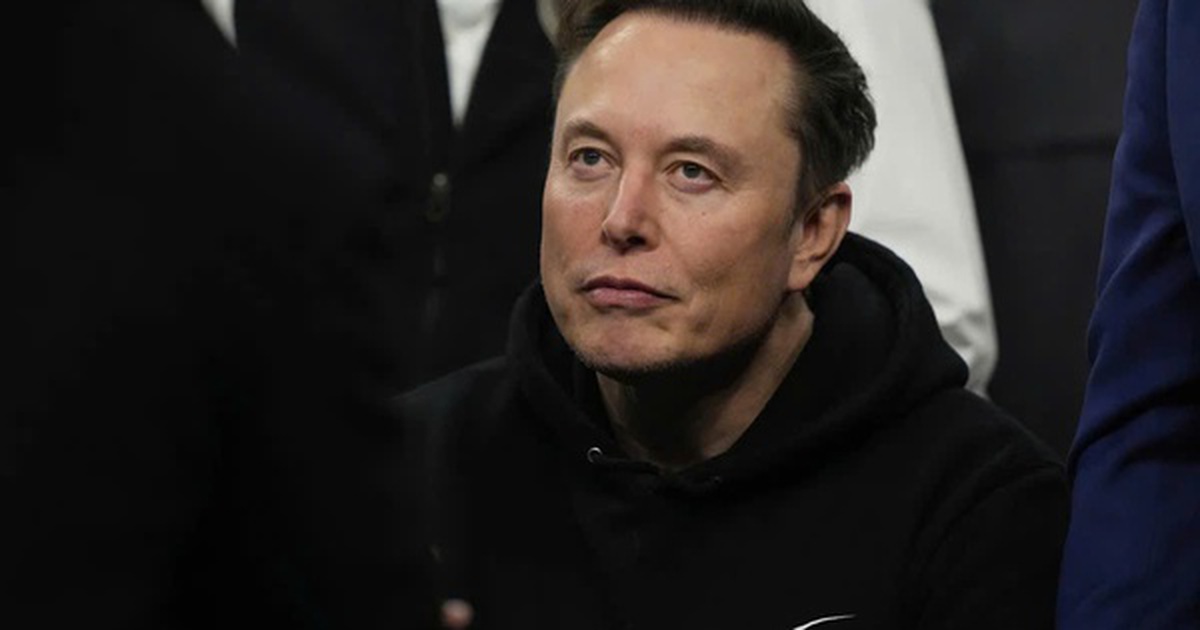 SpaceX gọi vốn lịch sử, tỉ phú Elon Musk chạm mốc tài sản chưa từng có