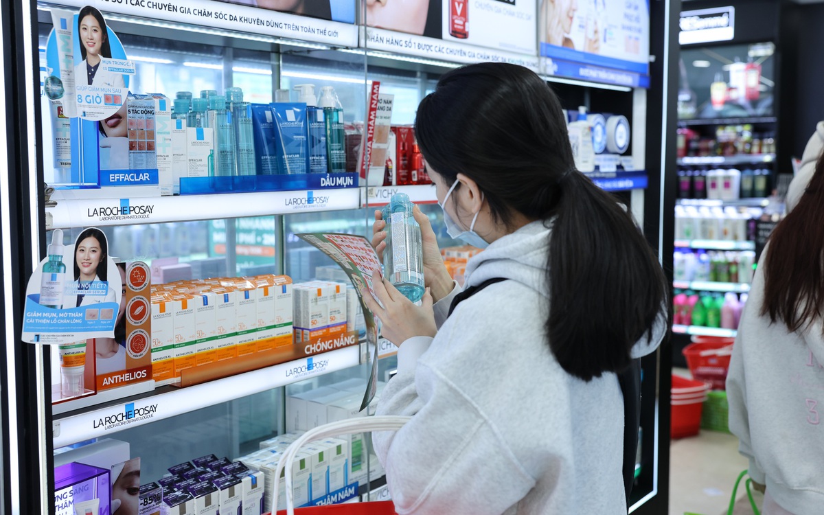 Hasaki 10 năm: từ chuỗi mỹ phẩm đến hệ sinh thái giá tốt