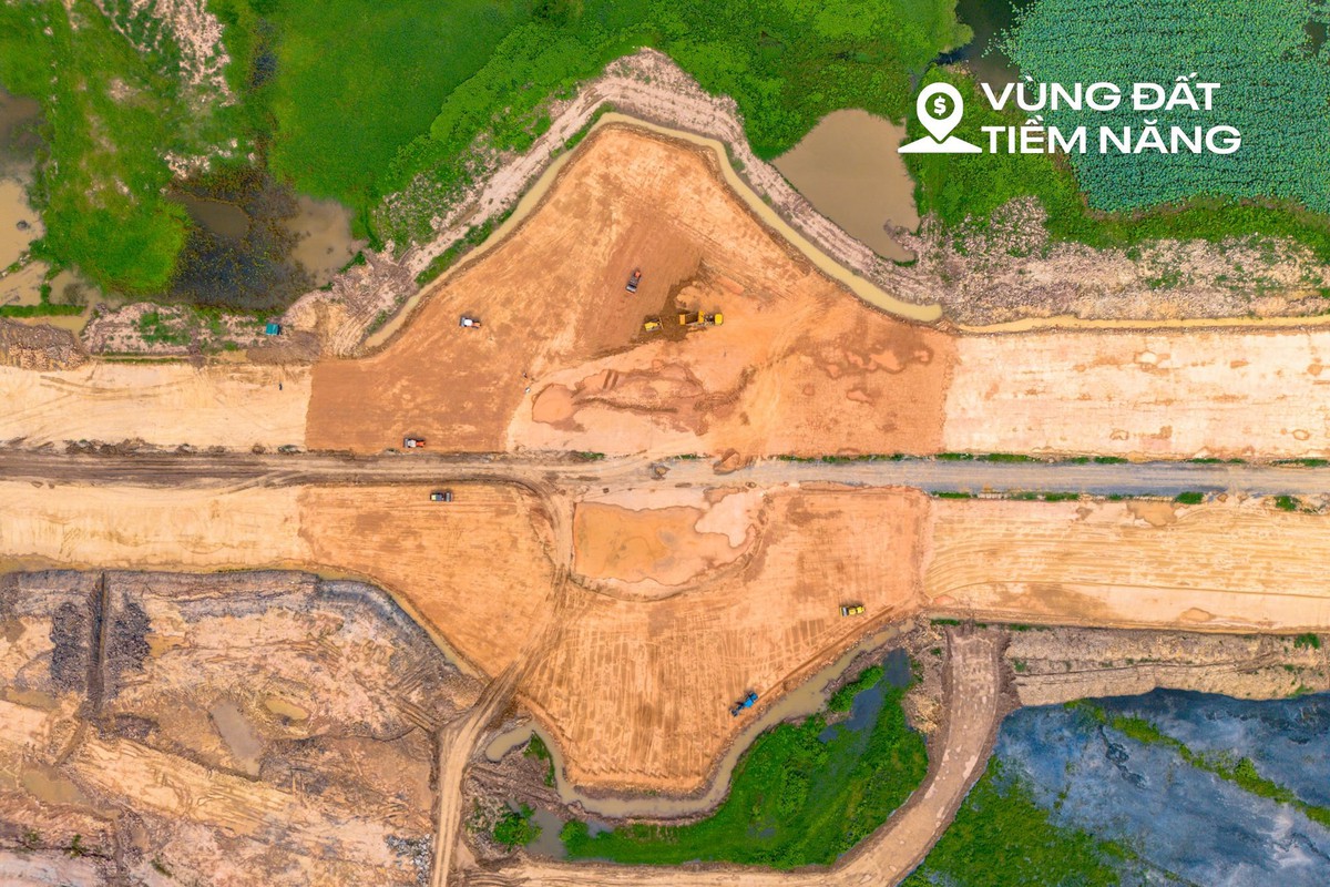 Gần một năm sau ngày khởi công, thành phố Thông minh trị giá 4,2 tỷ USD, rộng gần gấp 3 lần phố cổ Hà Nội, có tòa tháp cao nhất Việt Nam giờ ra sao ?
