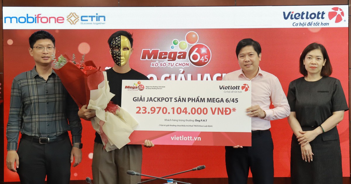 Đang nấu cơm thì nhận tin trúng Vietlott gần 24...