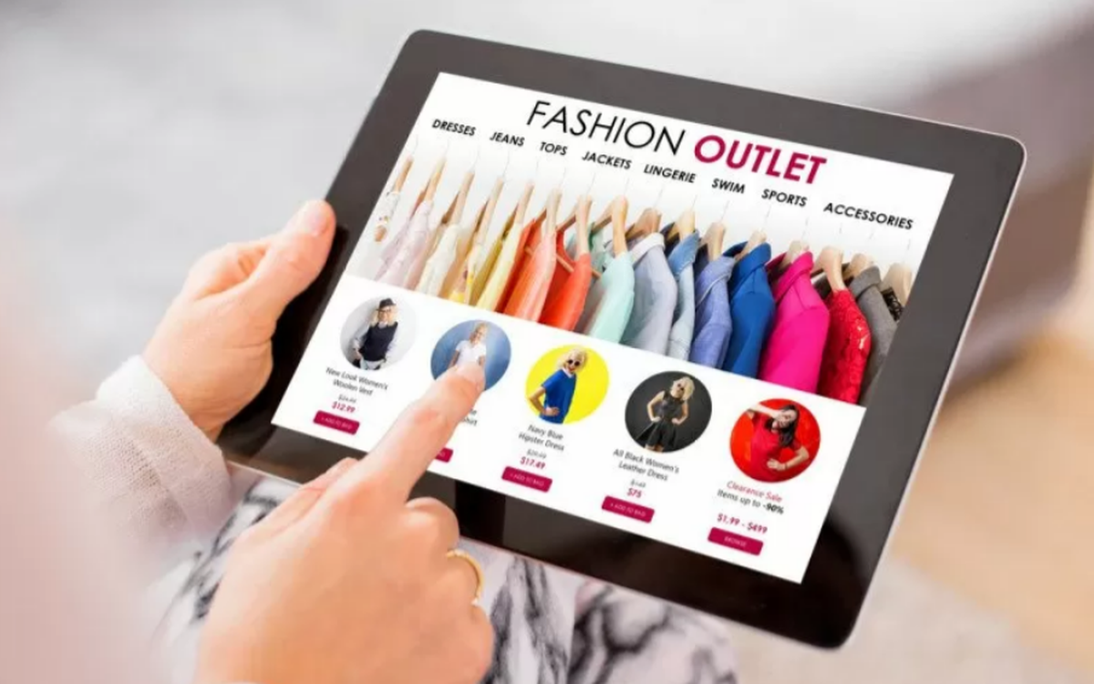 Thời trang online lấn lướt offline