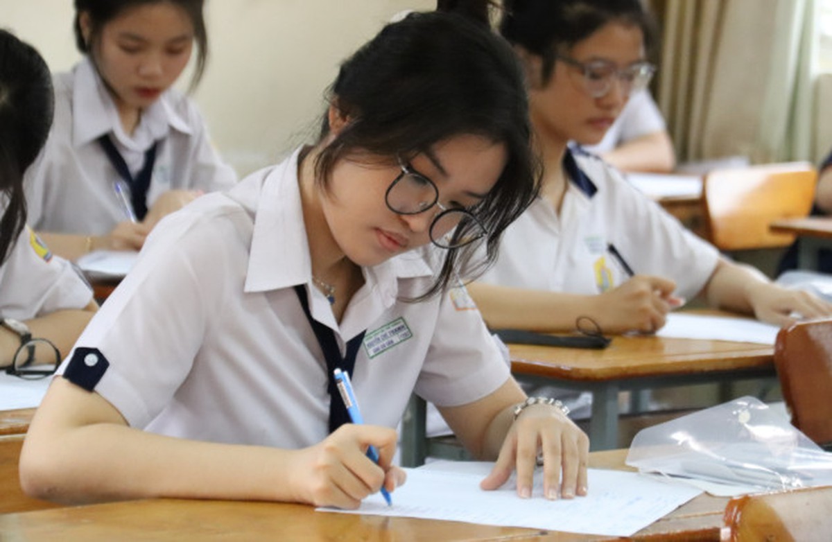 Top trường công lập có điểm chuẩn THẤP NHẤT Hà ...