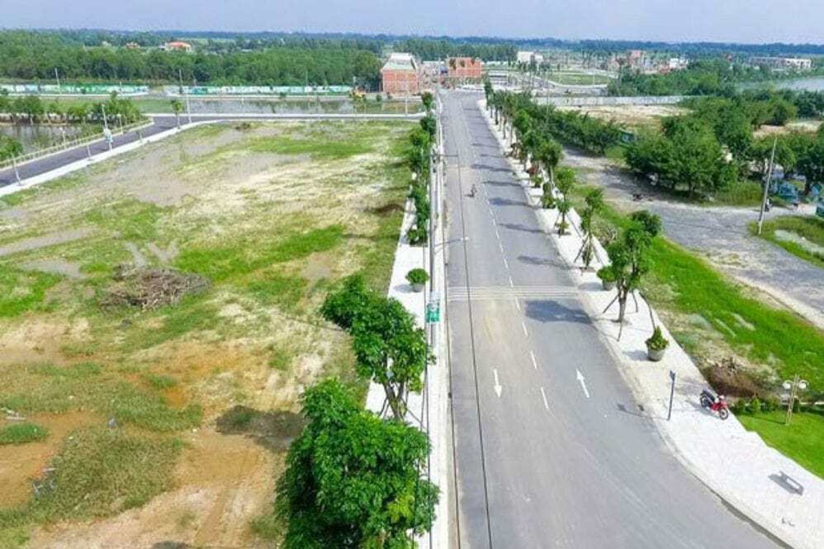Đất nền vùng ven cắt lỗ cả tỷ đồng vẫn khó bán