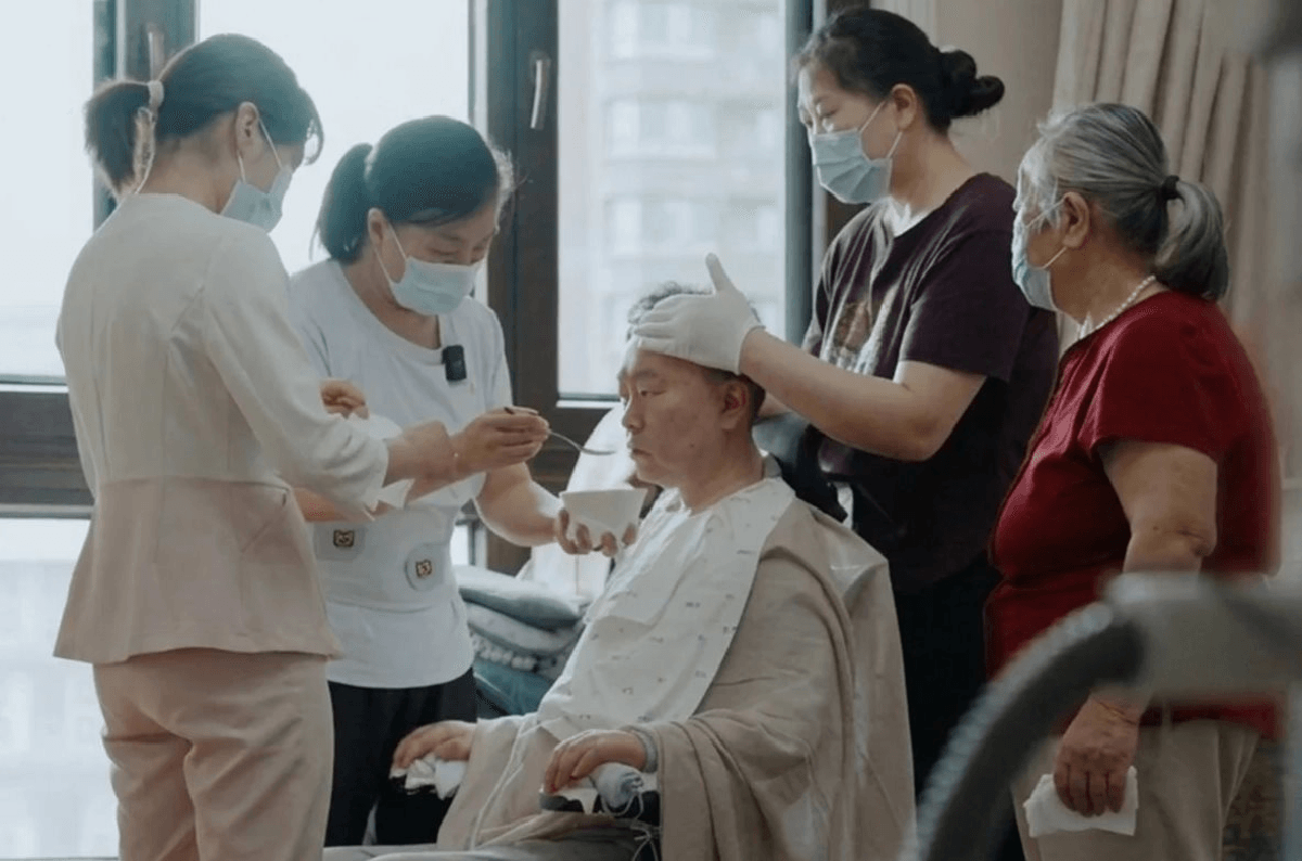 "Chỉ có cái chết mới ngăn được tôi": Phó chủ tị...