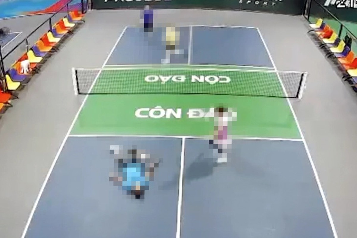 Từ vụ người đàn ông ngã gục, tử vong khi chơi pickleball, bác sĩ chỉ ra 1 nhóm dễ gặp nguy hiểm nhất