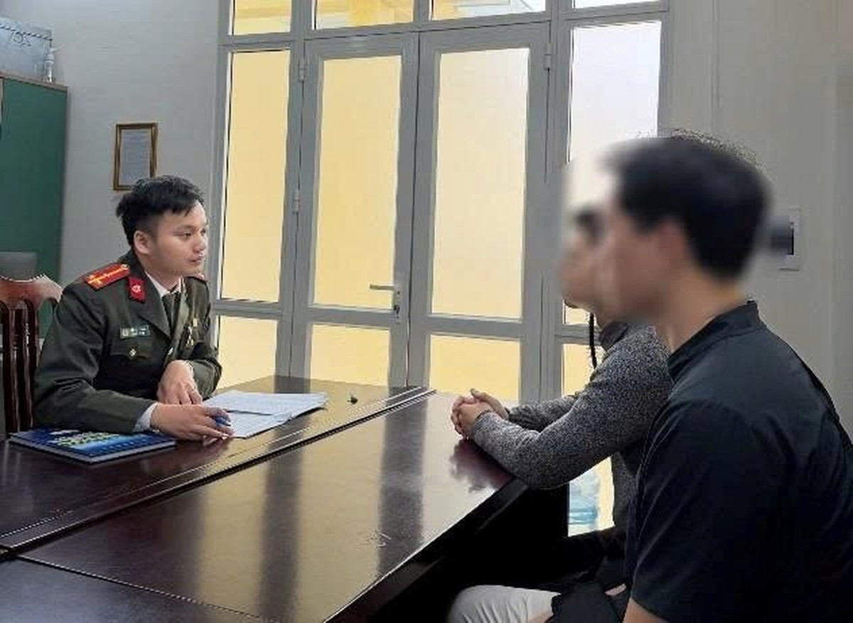 Công an phát thông báo quy định mà người dân cần nắm rõ
