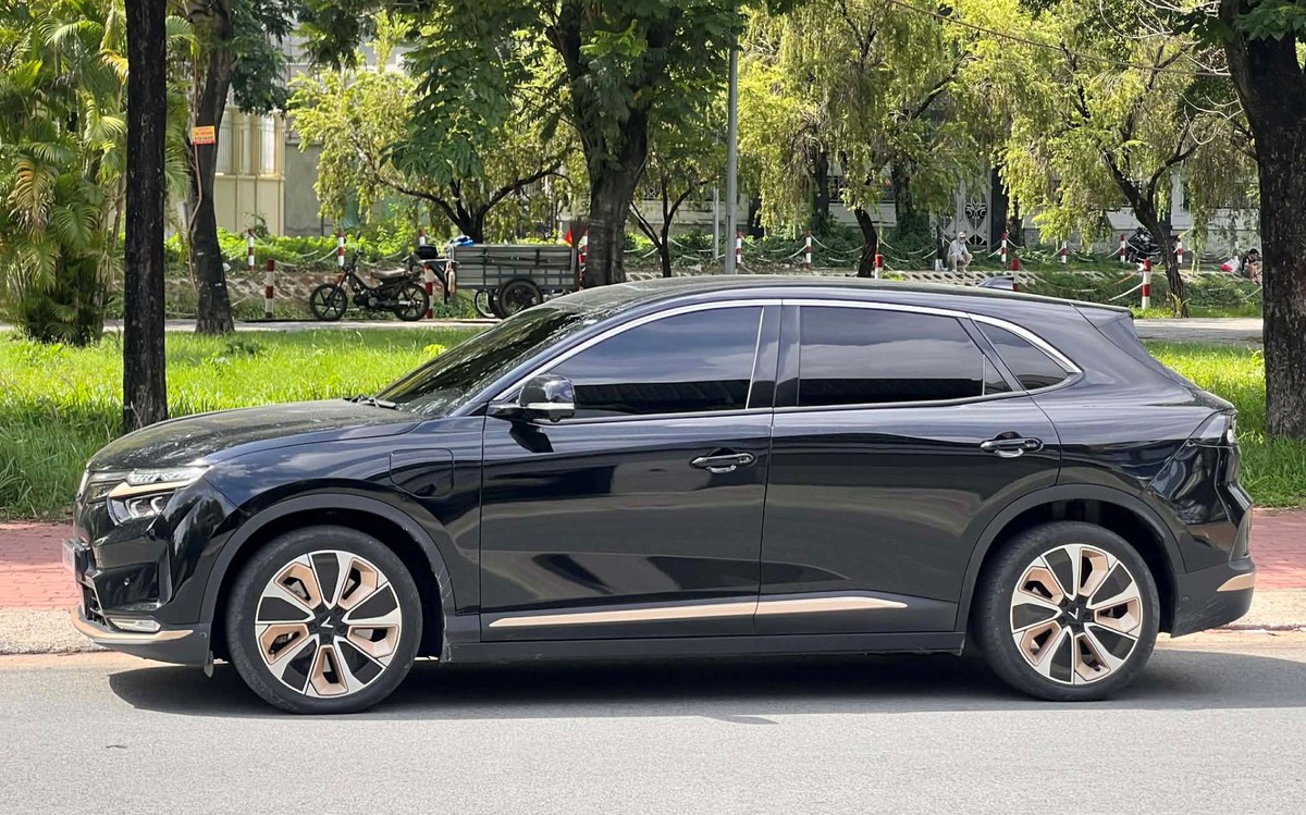 Chủ xe VinFast VF 8 sau 40.000 km di chuyển: Tiết kiệm gần trăm triệu đồng sau 1 năm mua xe
