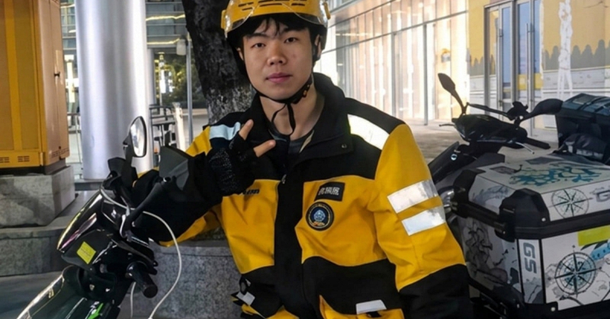 Một shipper qua đời khi cứu người, để lại nguyện vọng cuối đời đầy xót xa ghi trong điện thoại