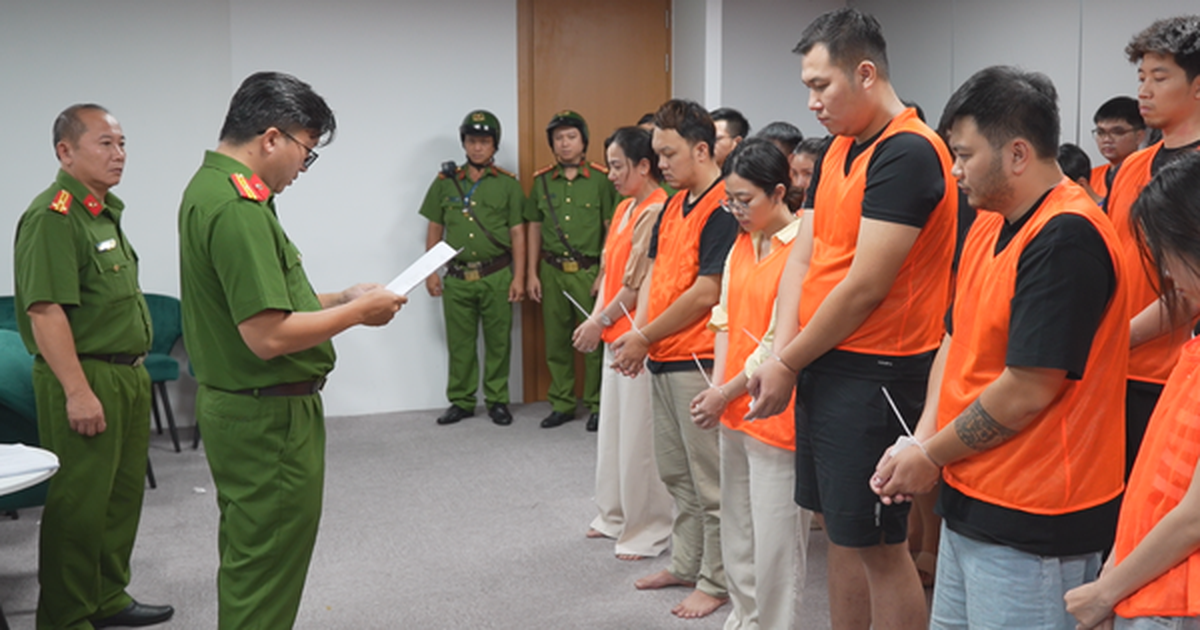 Công an TPHCM bắt giữ toàn bộ Ban Giám đốc Công...