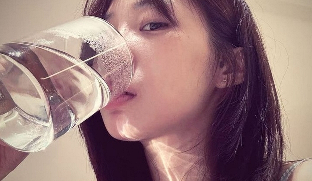 4 việc làm trước khi đi ngủ khiến mạch máu bị bịt kín, sớm "cứng như đá": Nhiều người tưởng tốt