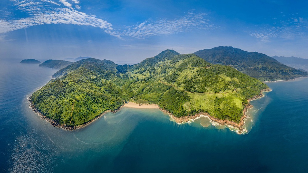 Cảnh tượng tại một bãi biển ở Huế khiến nhiều người bất ngờ, nhận xét: Không tin vào mắt mình