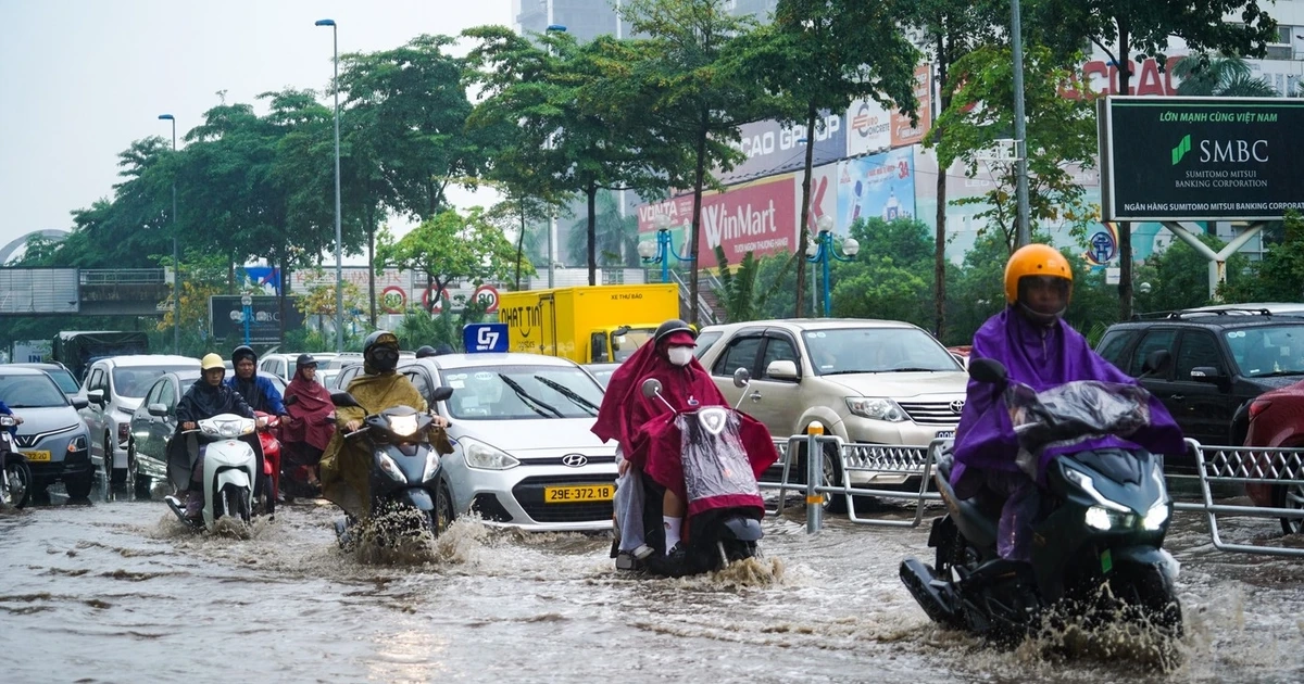 Miền Bắc mưa lớn đỉnh điểm