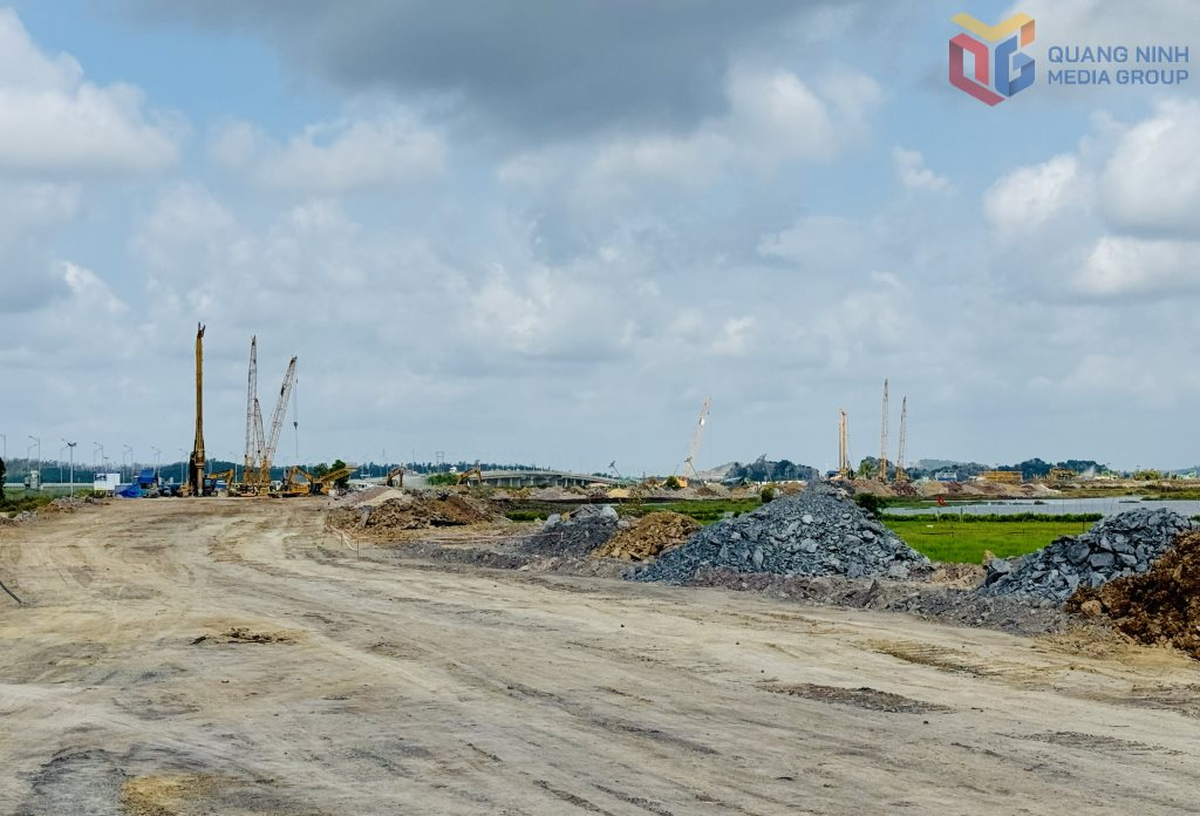 Bắt đầu thu hồi đất của hơn 1.850 hộ dân để làm siêu dự án 5,6 tỷ USD chưa từng có trong lịch sử do VinSpeed của tỷ phú Phạm Nhật Vượng đầu tư
