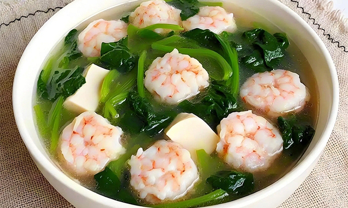 Ung thư vú rất "sợ" 4 loại rau củ: Món nào cũng rẻ, cực quen trên bàn ăn người Việt