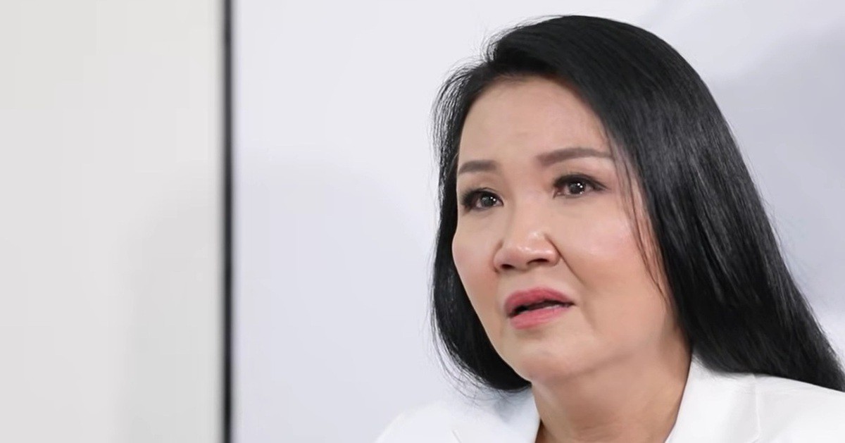 Hậu duệ gia tộc lẫy lừng miền Nam loay hoay không biết mình là ai