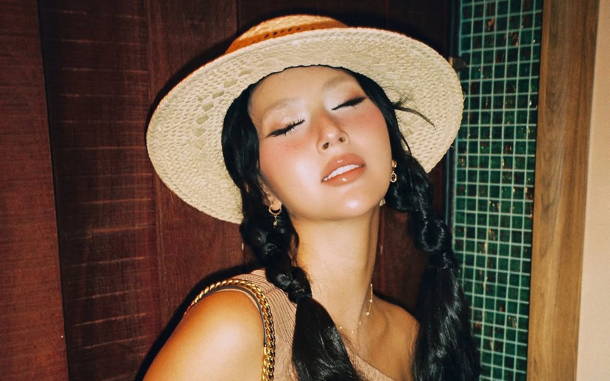 Quỳnh Anh Shyn rạng rỡ xuất hiện sau màn cầu hôn của bạn trai