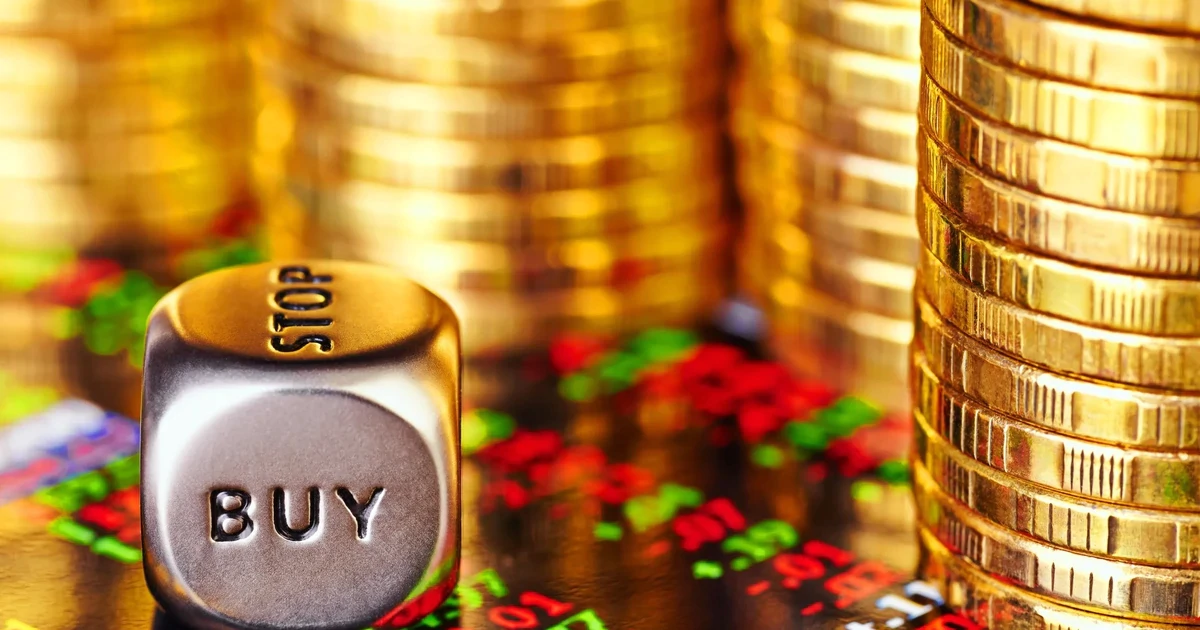 Lý do giá vàng suy yếu, chứng khoán đồng loạt tăng điểm