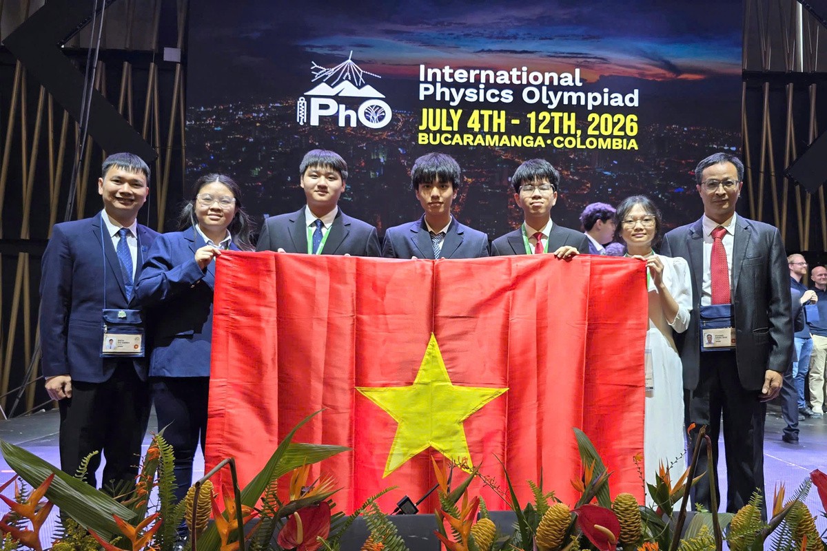 Việt Nam lần đầu vào top 7 Olympic Vật lý quốc ...