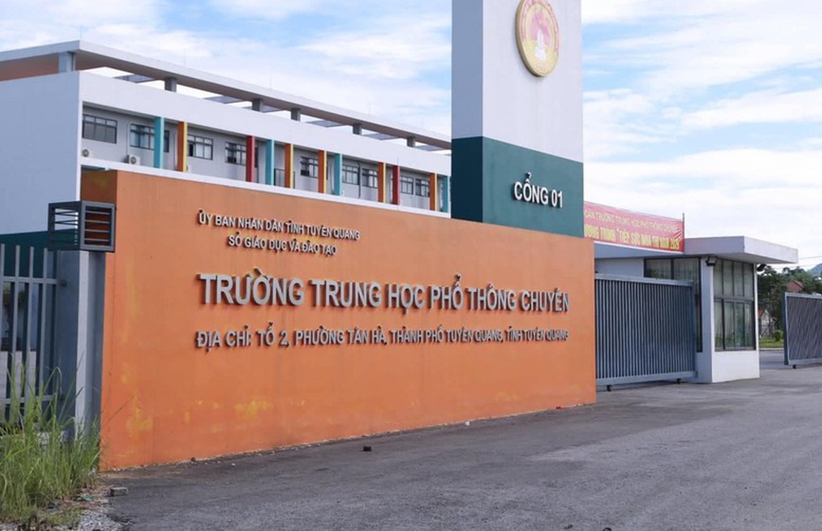Bộ GD-ĐT trả lời chính thức về việc xét tuyển ĐH của học sinh trong vụ 147 điểm 10 ở chuyên Tuyên Quang