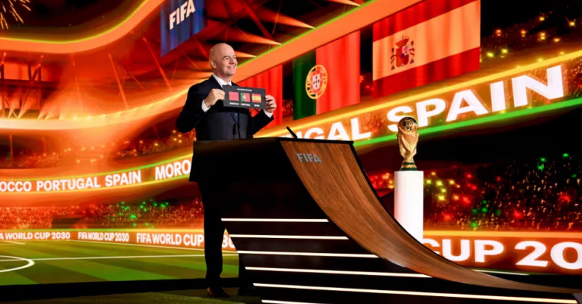 World Cup 2030 - kỳ World Cup tốn kém nhất lịch sử: 6 nước đồng đăng cai trên 3 châu lục, chi phí di chuyển là cả vấn đề