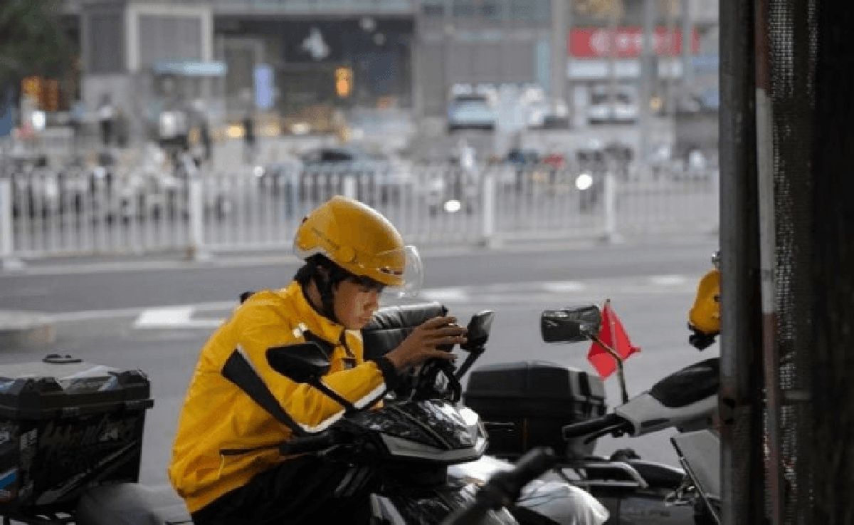 Cuộc chiến giá điên rồ nhất thế giới: Bán 2 cốc...
