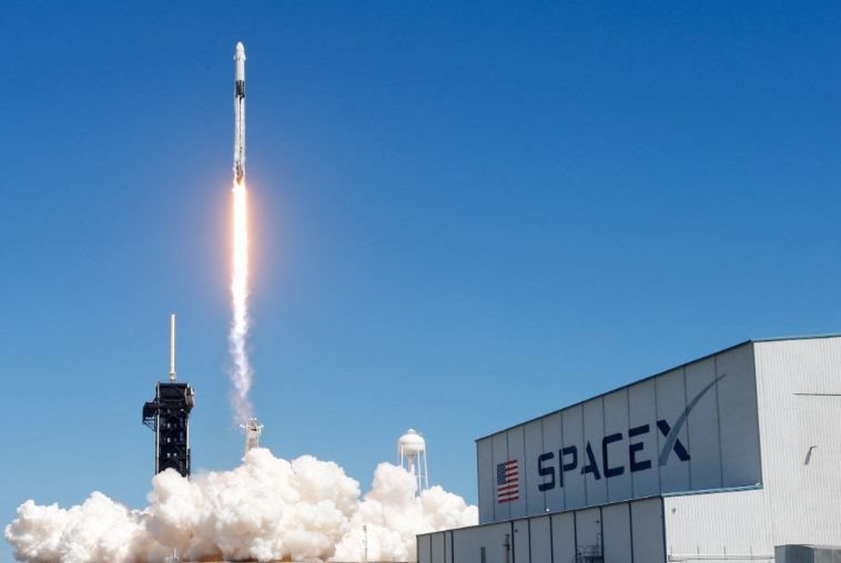 Chuyện gì đang xảy ra với Elon Musk: Mất trắng ...