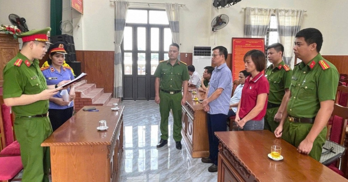 Khởi tố nguyên Chủ tịch, Kế toán, Thủ quỹ tại một địa phương